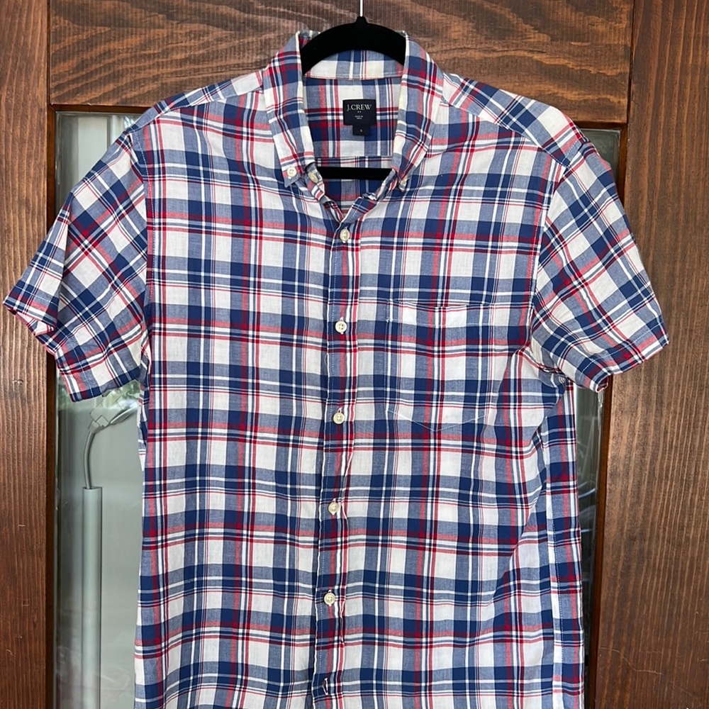 J.Crew size small short-sleeved shirt